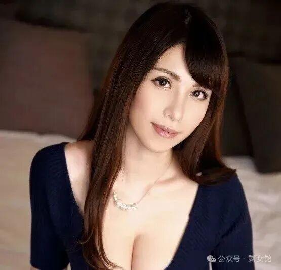 小海报